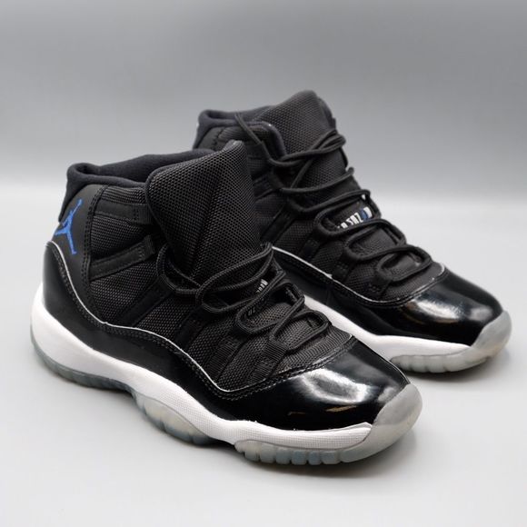 Jordan Other - 𝅺Air Jordan 11 Retro BG ‘Space Jam’ 2016 Sneakers